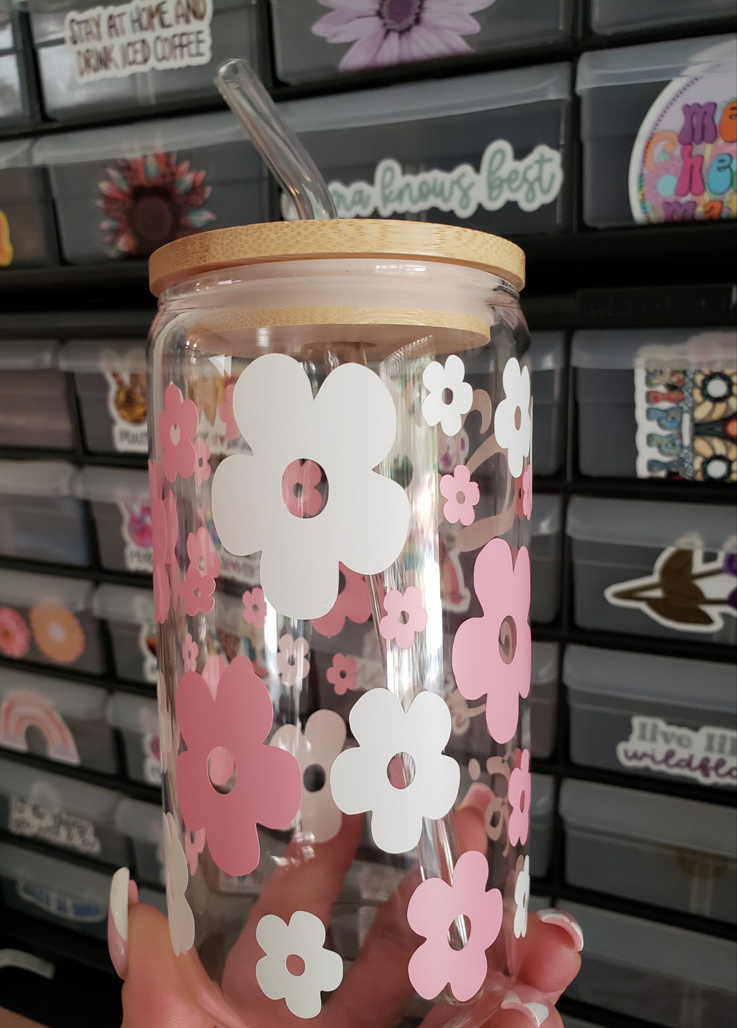 Personalized Daisy Glass Cup