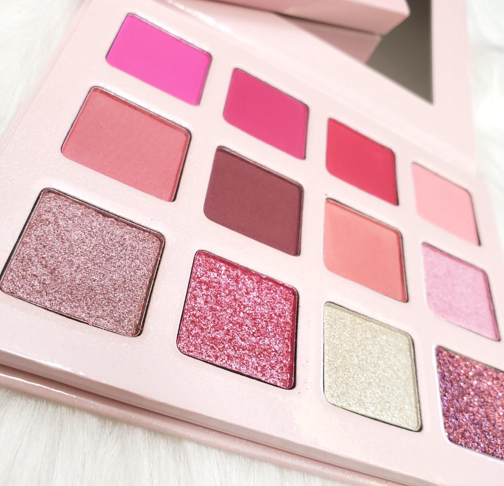 Donna D's Eyeshadow Palette