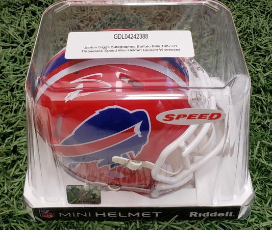 STEFON DIGGS SIGNED BUFFALO BILLS THROWBACK SPEED MINI HELMET BECKETT COA